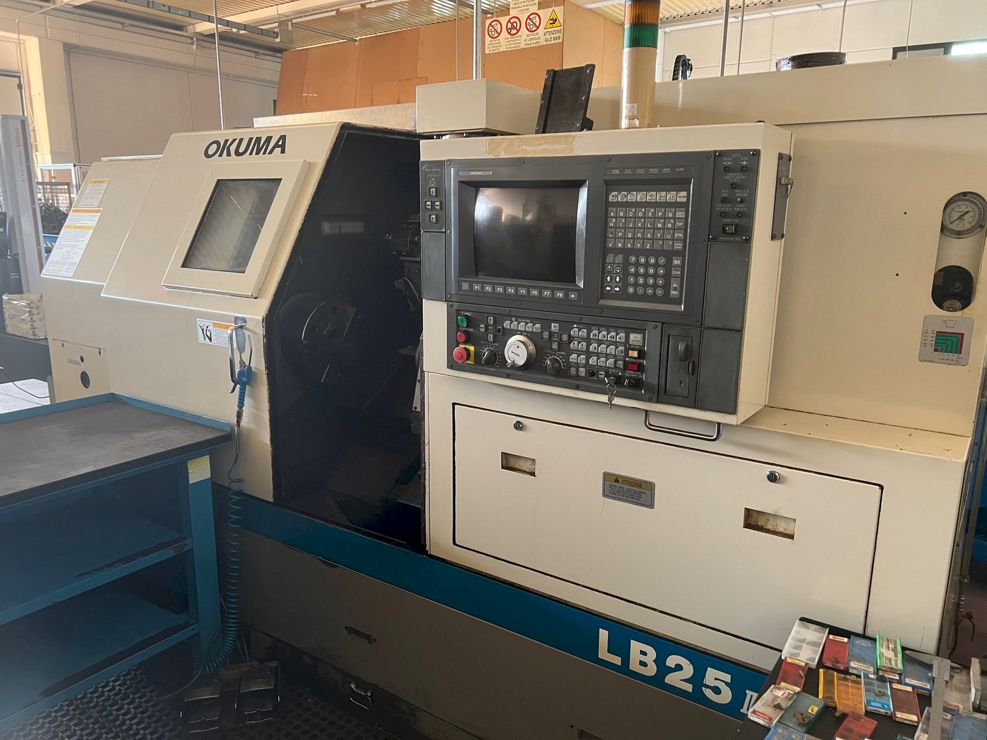 OKUMA LB 25 II Lathe