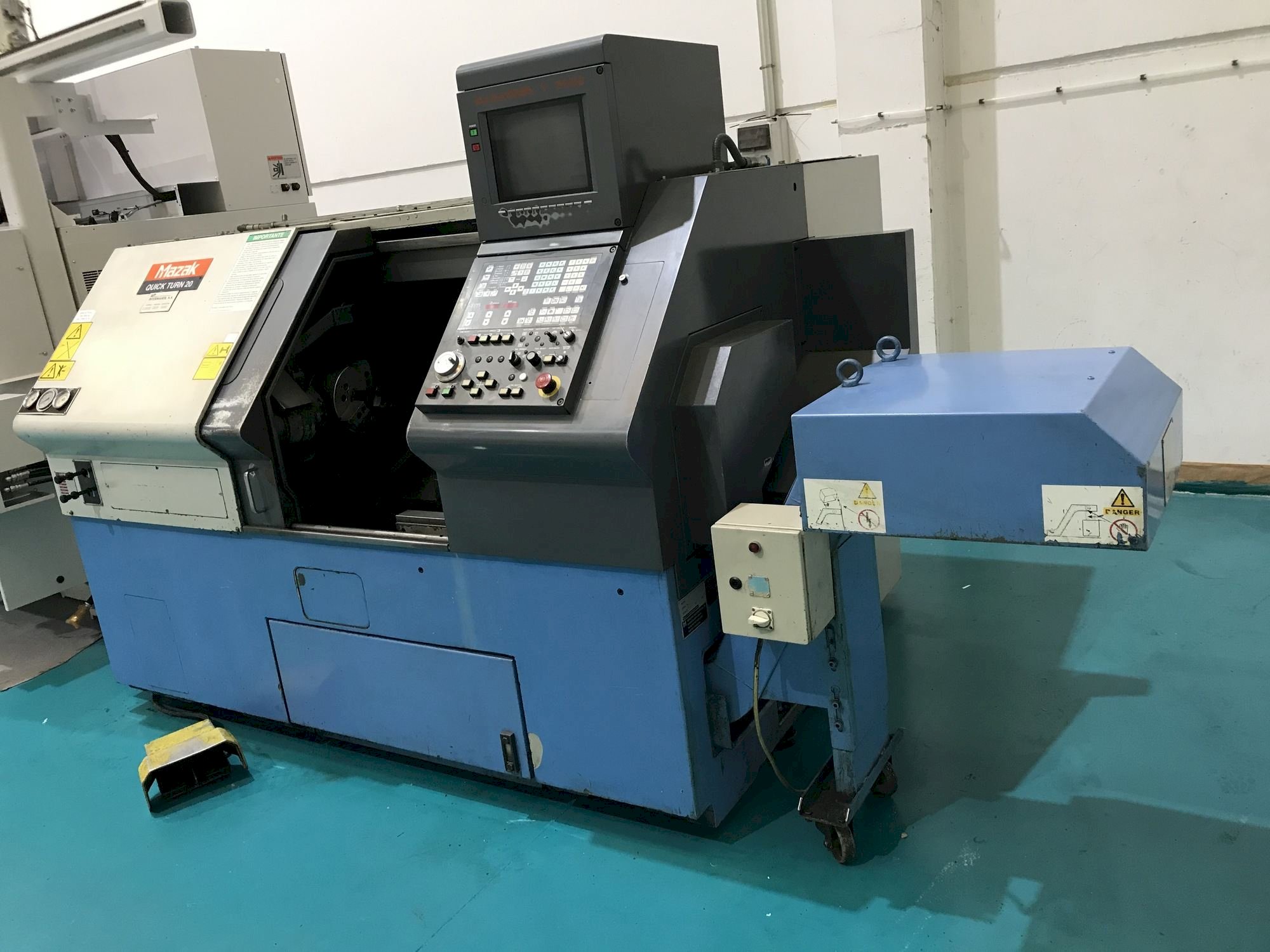 front-view-of-mazak-quick-turn