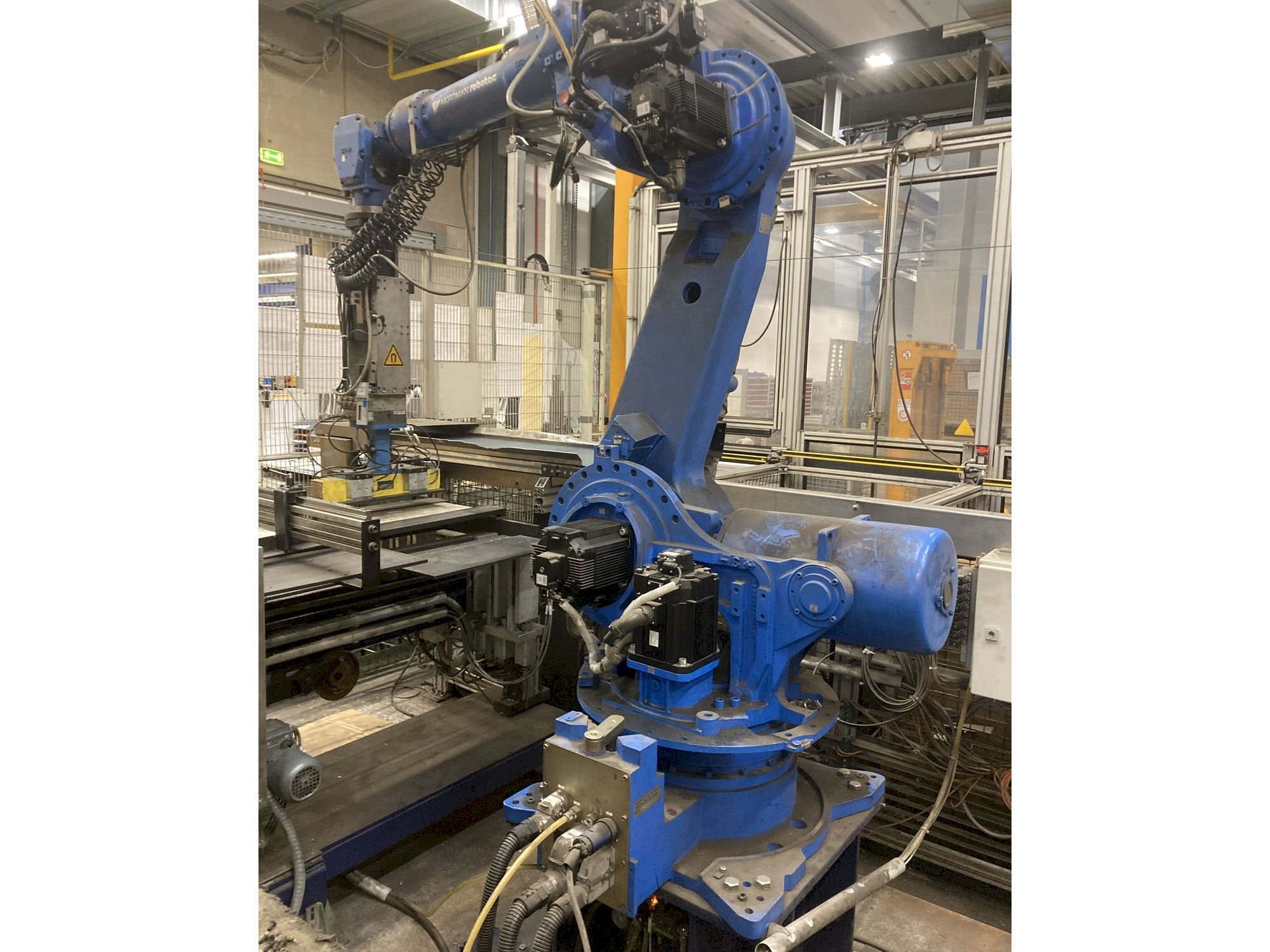 Yaskawa Motoman - ES165 Robot