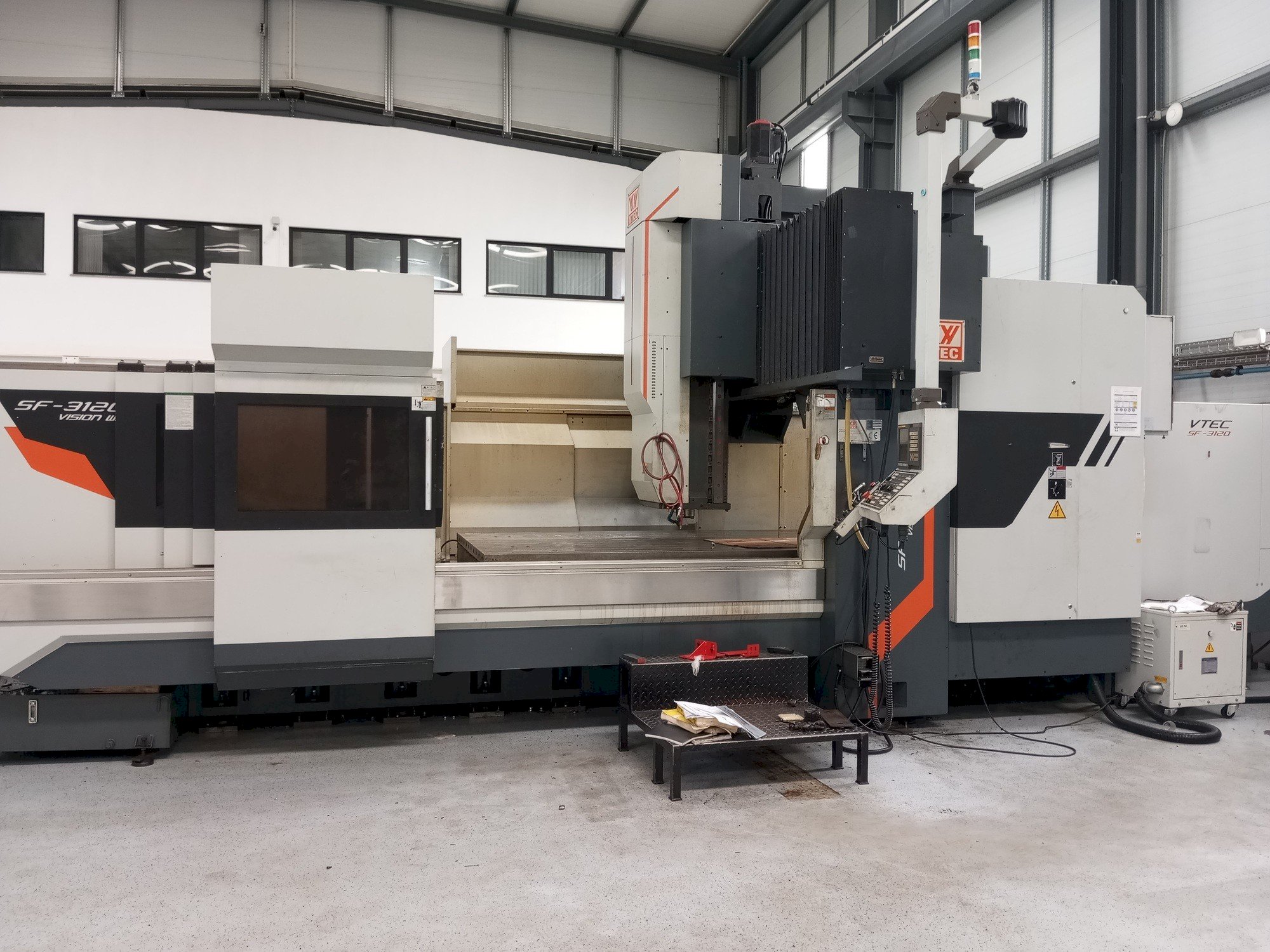 Vison Wide VTEC SF-3120 Universal Machining center